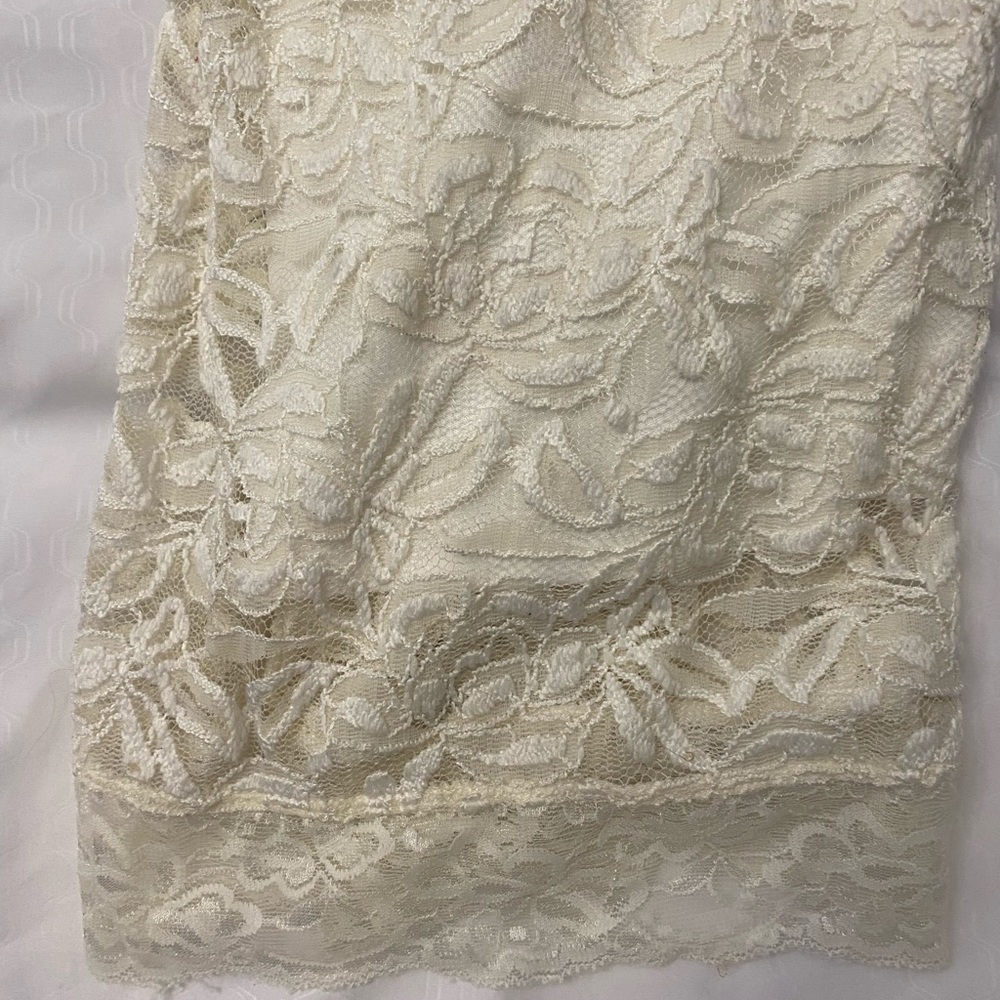 Dress - Picture 5 of 7